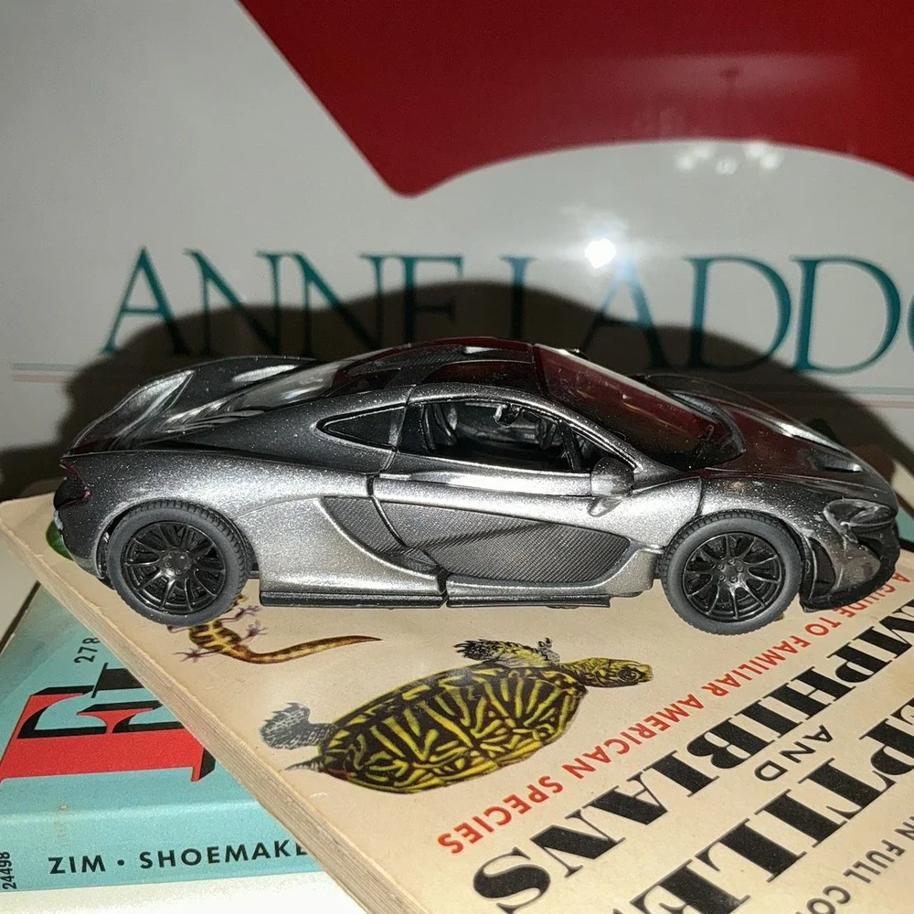 Kinsmart McLaren‎ P1 Silver 1:36 Die Cast Collectable Kt5393 Toy Car